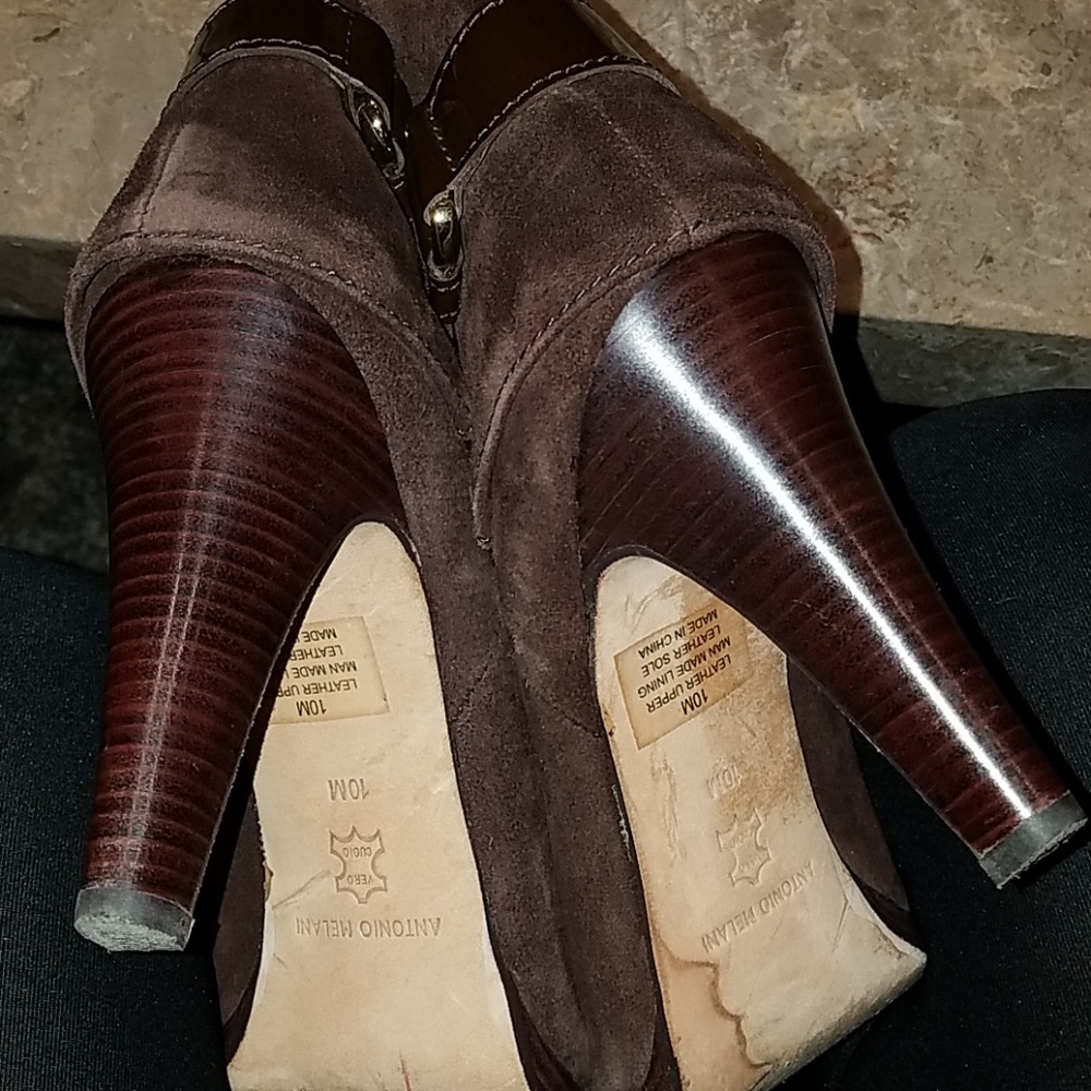 Boots - Picture 7 of 7